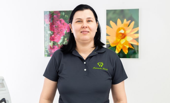 Petronela B. Zahnhelferin | Zahnarzt Suhl